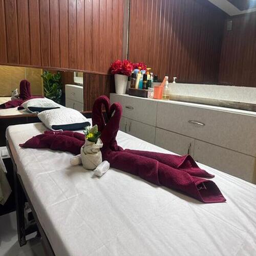 Luxury Outcall Home Spa